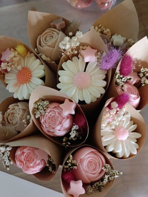 Cornet fondant fleuri 